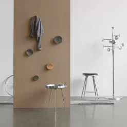 Lav barstol i sæbebehandlet eg fra<Mater New