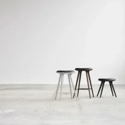 Lav barstol i sæbebehandlet eg fra<Mater New