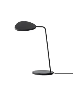 Leaf Table Lamp fra<Muuto