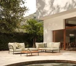 Level 2 Ottoman fra<Houe Discount