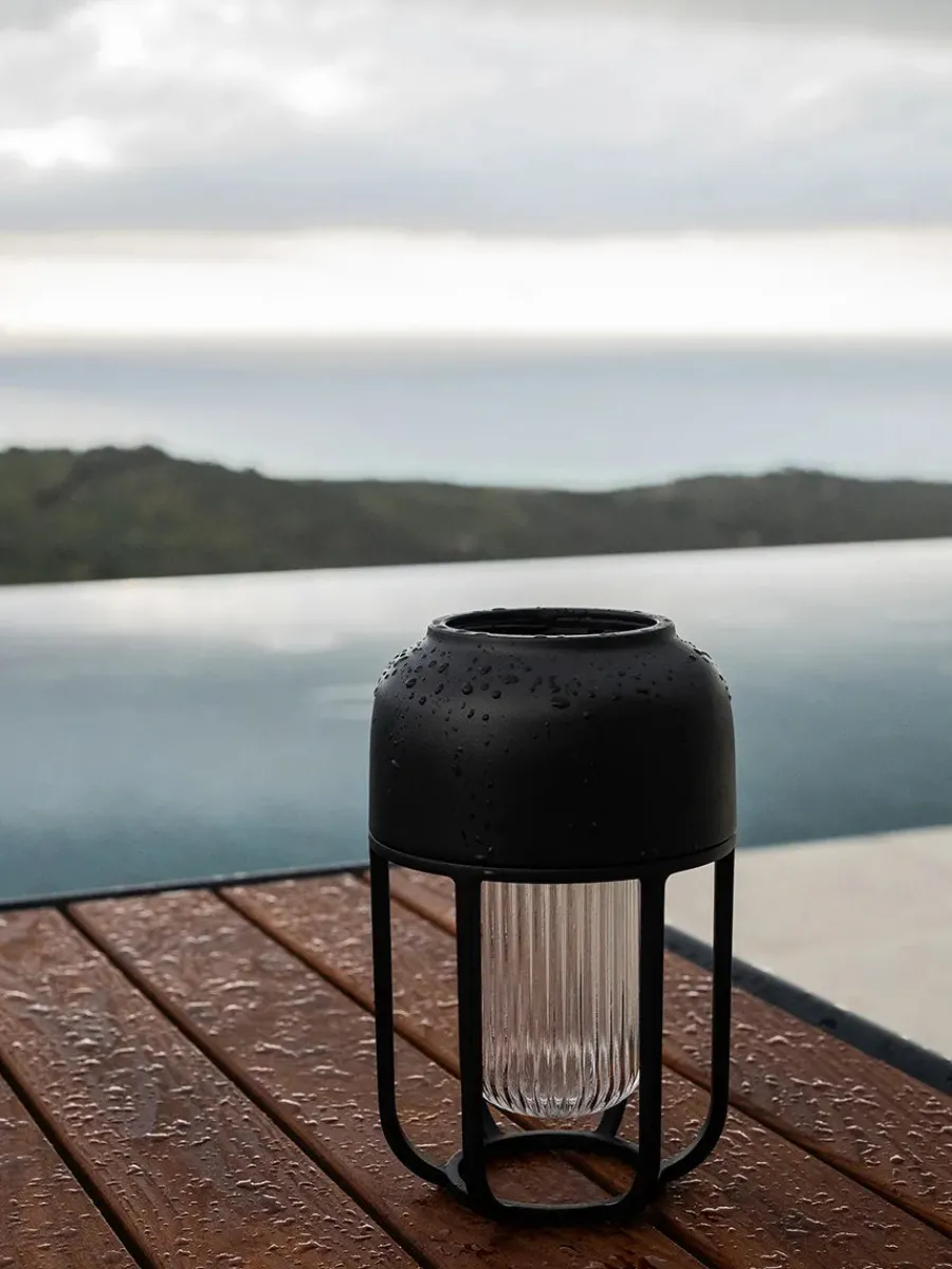 LIGHT No.1 Portable Outdoor Lamp fra<Houe Best