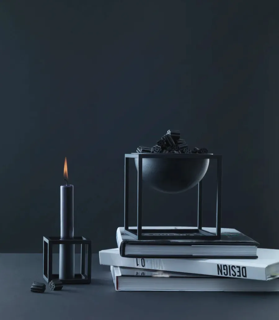 Lille Kubus Skål, sort fra<Audo Copenhagen Hot