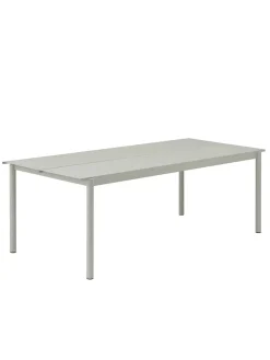 Linear Steel Table, 220x90 cm fra<Muuto Outlet
