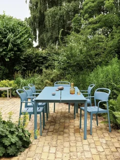 Linear Steel Table, 220x90 cm fra<Muuto Outlet