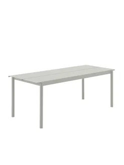 Linear Steel Table, 220x90 cm fra<Muuto Outlet