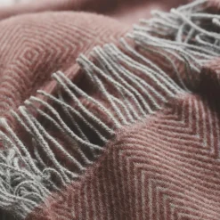 Livø Plaid, seaweed fra<Silkeborg Uldspinderi Discount