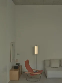 Lámina 45 Gulvlampe fra Santa and Cole<Santa & Cole Sale