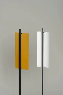 Lámina Dorada 45 Gulvlampe fra Santa and Cole<Santa & Cole Best