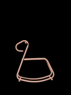Lussi Rocking Horse – skulpturel gyngehest fra<Ferm Living Best