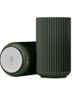 Lyngbyvasen i lilla, H20,5 cm fra<Lyngby Porcelæn Outlet