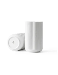 Lyngbyvasen i mørk grøn, H31 cm fra<Lyngby Porcelæn New