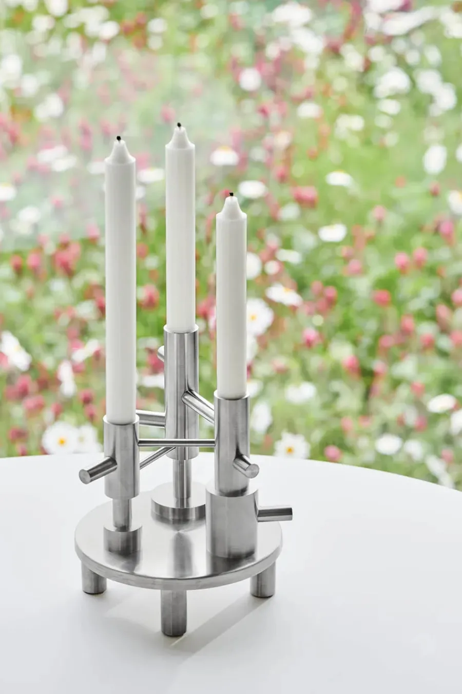 Lysestage large messing af Jaime Hayon<Fritz Hansen