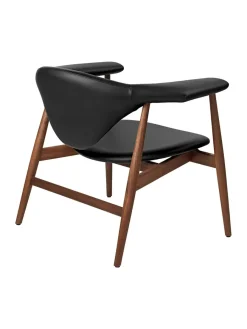 Masculo Lounge Chair fra<GUBI Outlet
