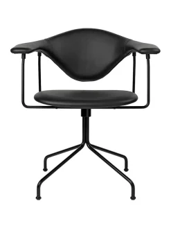 Masculo Meeting Chair fra<GUBI Sale
