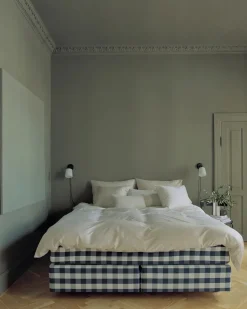 Material væglampe fra<New Works Discount