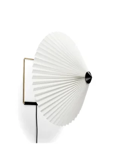 Matin væglampe fra<HAY Outlet