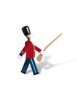 Menig med gevær af<Kay Bojesen Sale