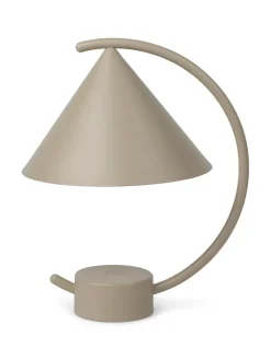 Meridian Lamp fra<Ferm Living Hot