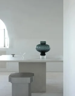 Metal Champagne Coupe, tall fra<Louise Roe