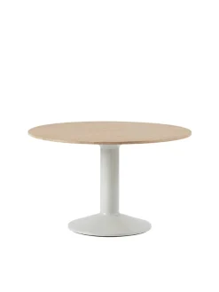 Midst Table Ø 120 cm, oiled oak fra<Muuto Hot