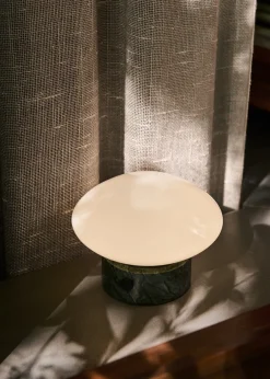 Mist AP21 Portable Bordlampe fra<&Tradition Online