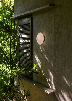 Mist AP22 væg- og loftlampe fra<&Tradition Clearance