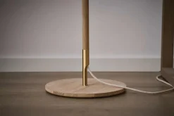 Model 328 Gulvlampe, eg fra<Le Klint New