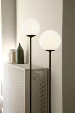 Model 1081 Gulvlampe fra<Astep Best