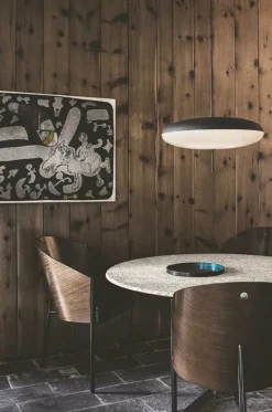 Model 2065 Pendel, sorte overskærme med sort ledning fra<Astep Hot