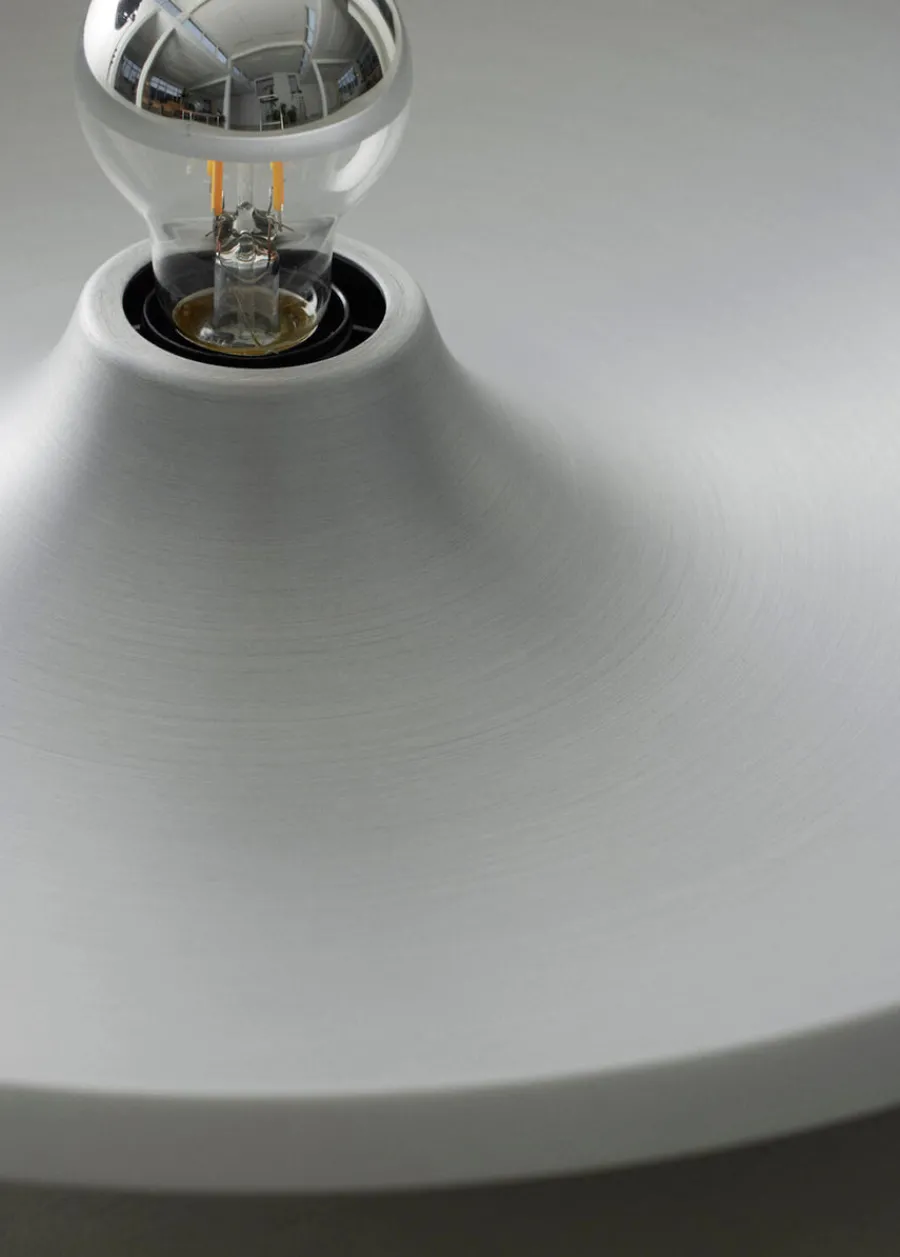 Model 262 væglampe fra<Astep Sale