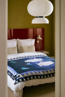 Momento Throw JH46 fra<&Tradition Online