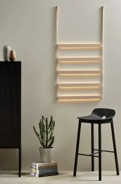 Mono Bar Stool fra<Woud Discount