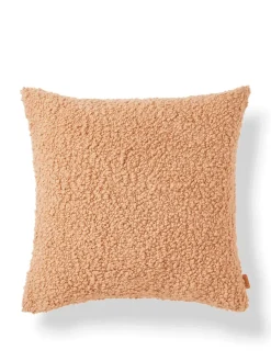 Moor Cushion fra<Ferm Living Hot