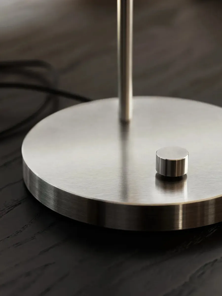 MS021 Bordlampe, sort PVD fra<Fritz Hansen New