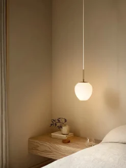 MT221 Tulip Pendel, Ø36 fra<Carl Hansen & Søn Best