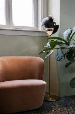 Multi-Lite Gulvlampe fra<GUBI Discount