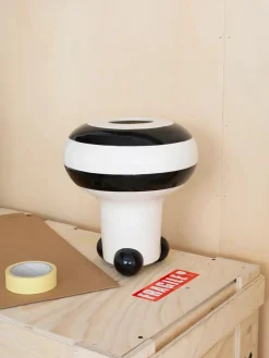 Mushroom Vase, yellow/blue fra<raawii Outlet