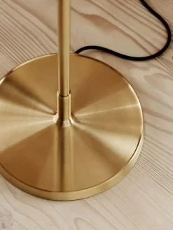 Musling Gulvlampe fra<Fritz Hansen Online