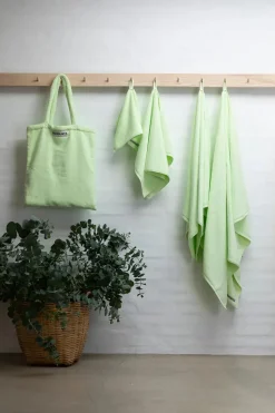 Naram towel - Lilac & Neon yellow fra<Bongusta Online