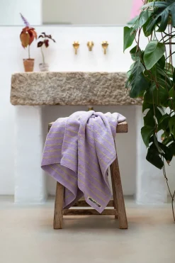 Naram towel - Lilac & Neon yellow fra<Bongusta Online