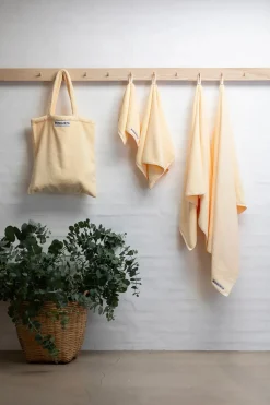 Naram towel - Vanilla fra<Bongusta Hot