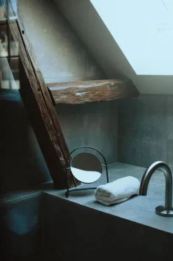 Nimbus Table Mirror fra<Audo Copenhagen