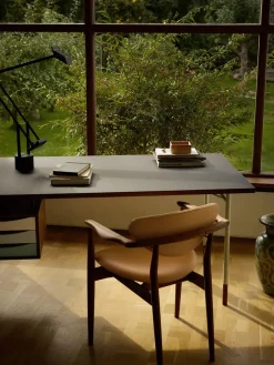 Nyhavn Skrivebord, 170 cm af Finn Juhl<House of Finn Juhl Sale