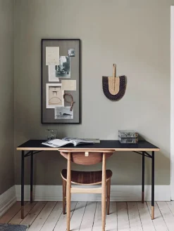 Nyhavn Skrivebord, 170 cm af Finn Juhl<House of Finn Juhl Sale