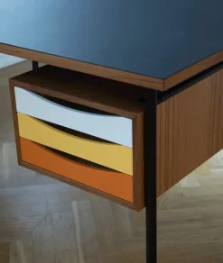 Nyhavn Skrivebord m. Skuffekassette af Finn Juhl<House of Finn Juhl Clearance