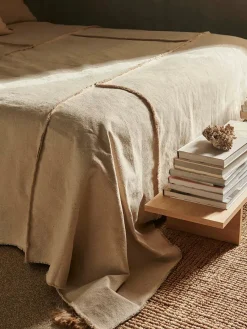Offset Bedspread fra<Ferm Living Best