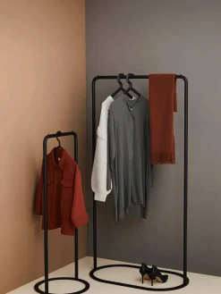 O&O Clothes Rack fra<Woud Best