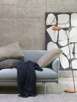 Outline 2 pers. sofa fra<Muuto