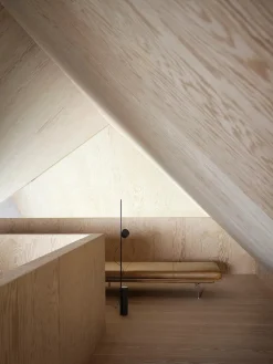 Outline Daybed, cognac leather fra<Muuto Discount