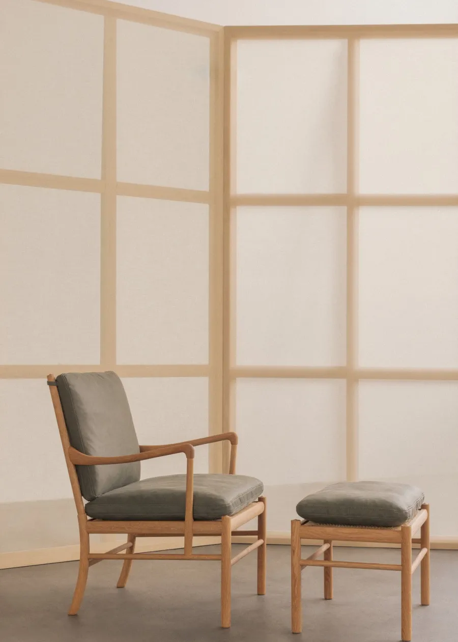 OW149 Colonial lænestol, eg olie, Terra-læder af Ole Wanscher<Carl Hansen & Søn Sale